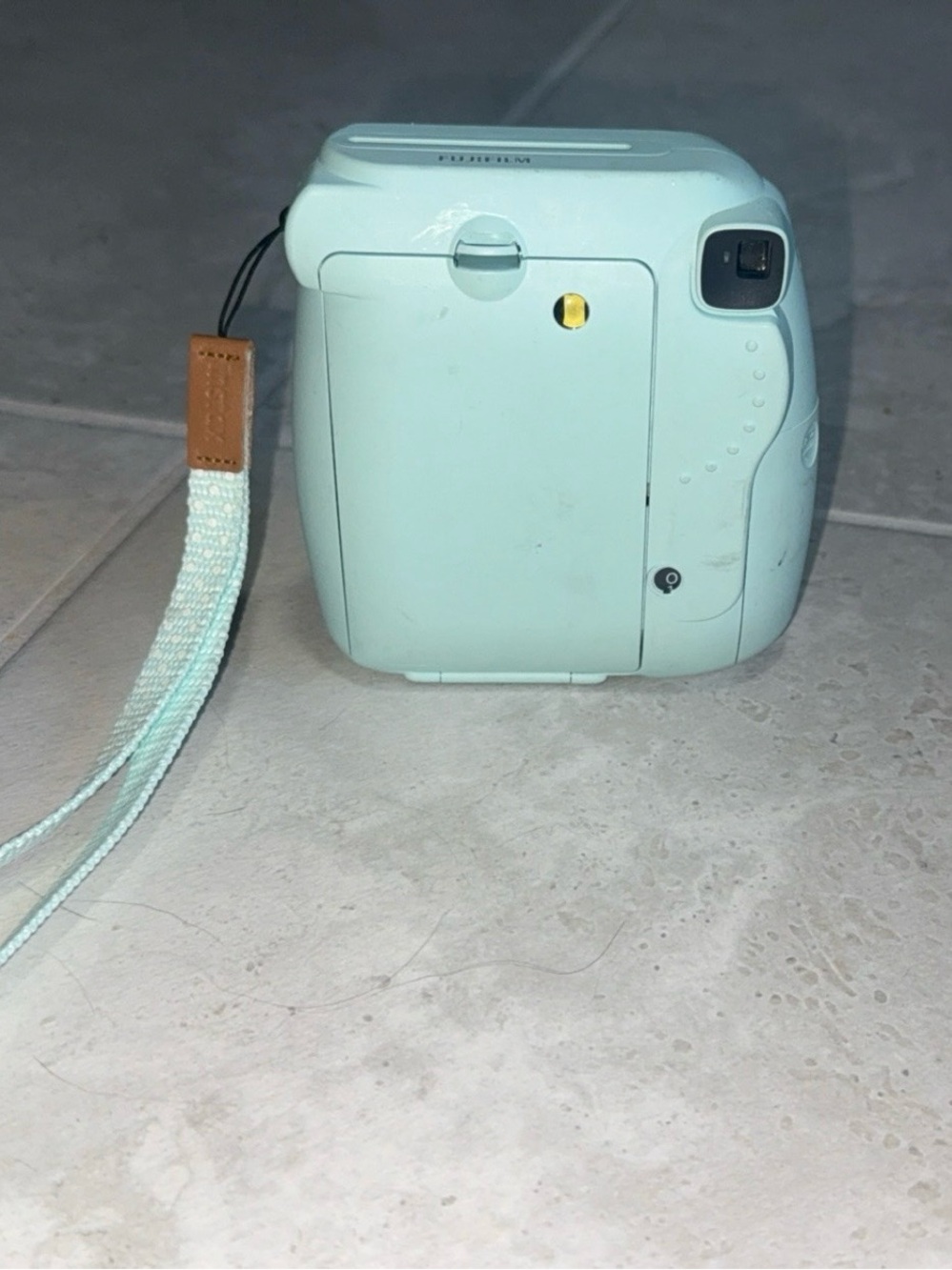 Fujifilm Instax Mini 9 Instant Camera - Mint - Picture 2 of 6
